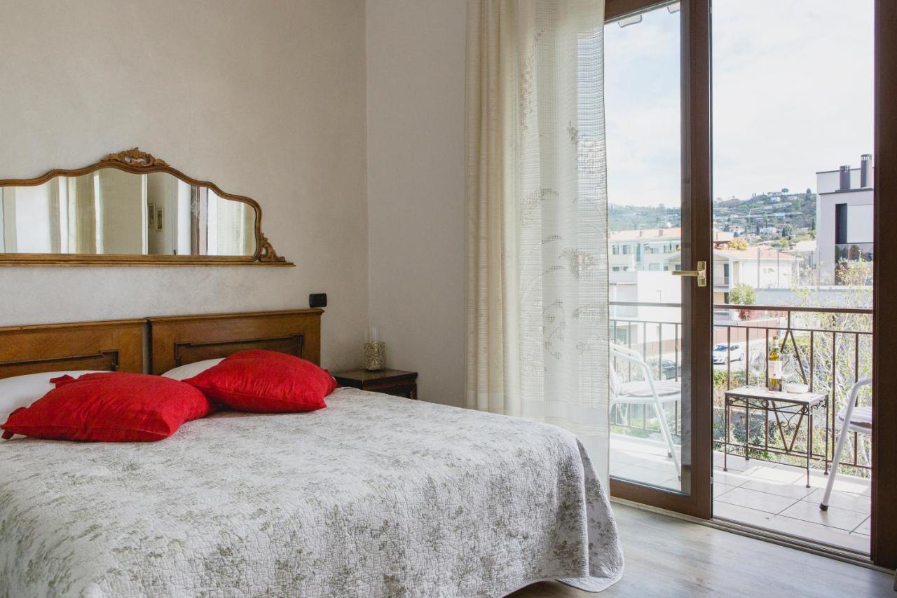 Casa Ginev Room & Apartments Bardolino Exterior foto